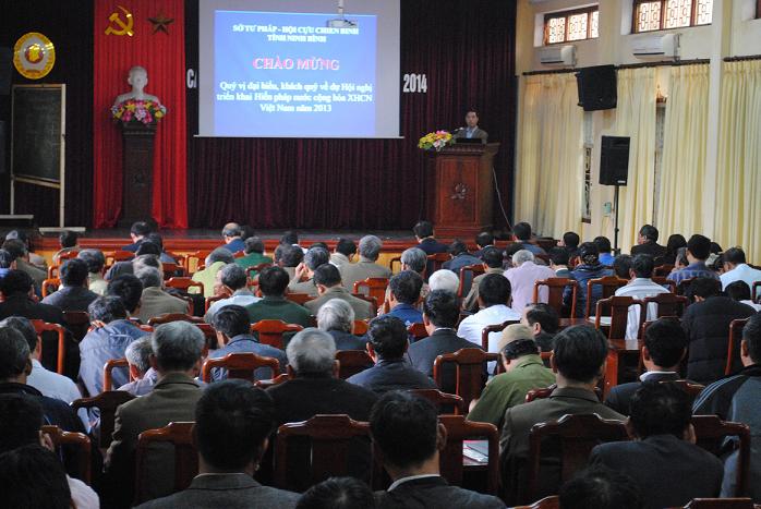Giới thiệu, phổ biến nội dung và những điểm mới  của Hiến pháp nước Cộng hòa xã hội chủ nghĩa Việt Nam